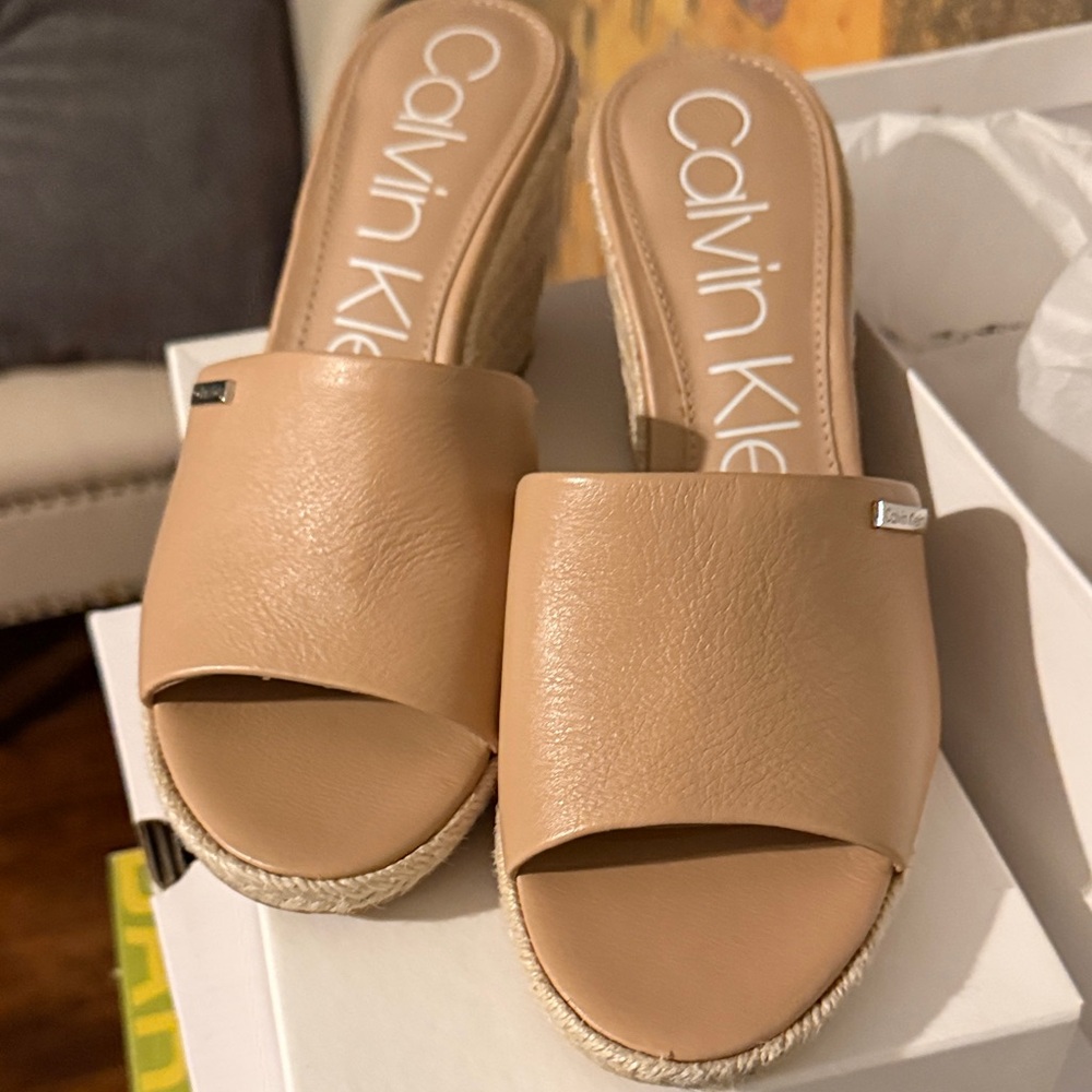 Calvin Klein Women's Beige Espadrille Slides